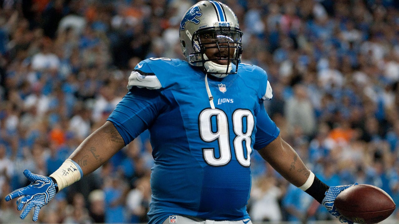 Lions Notes: Team waiting for NFL's ruling on Fairley; kicking game improving